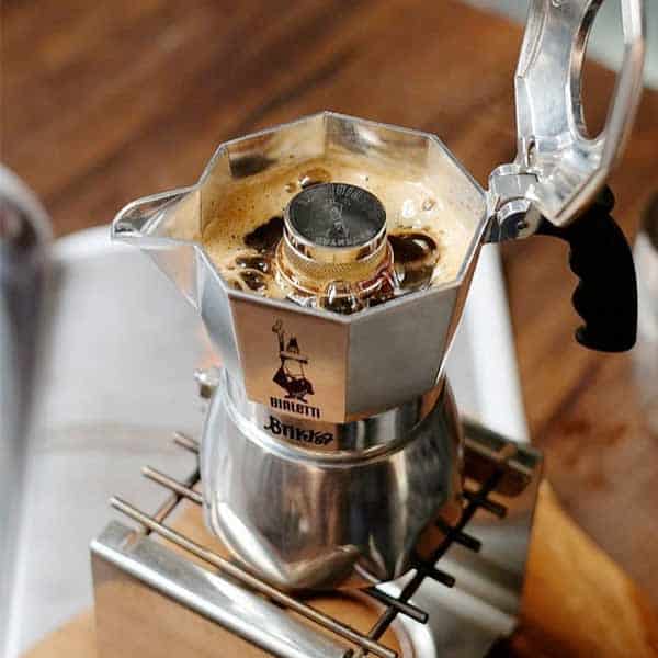 A Complete Guide to Moka Pot Coffee Brewing Tutorial Art of Barista